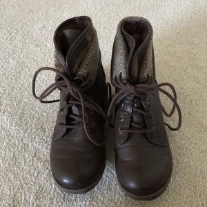 Women’s boots